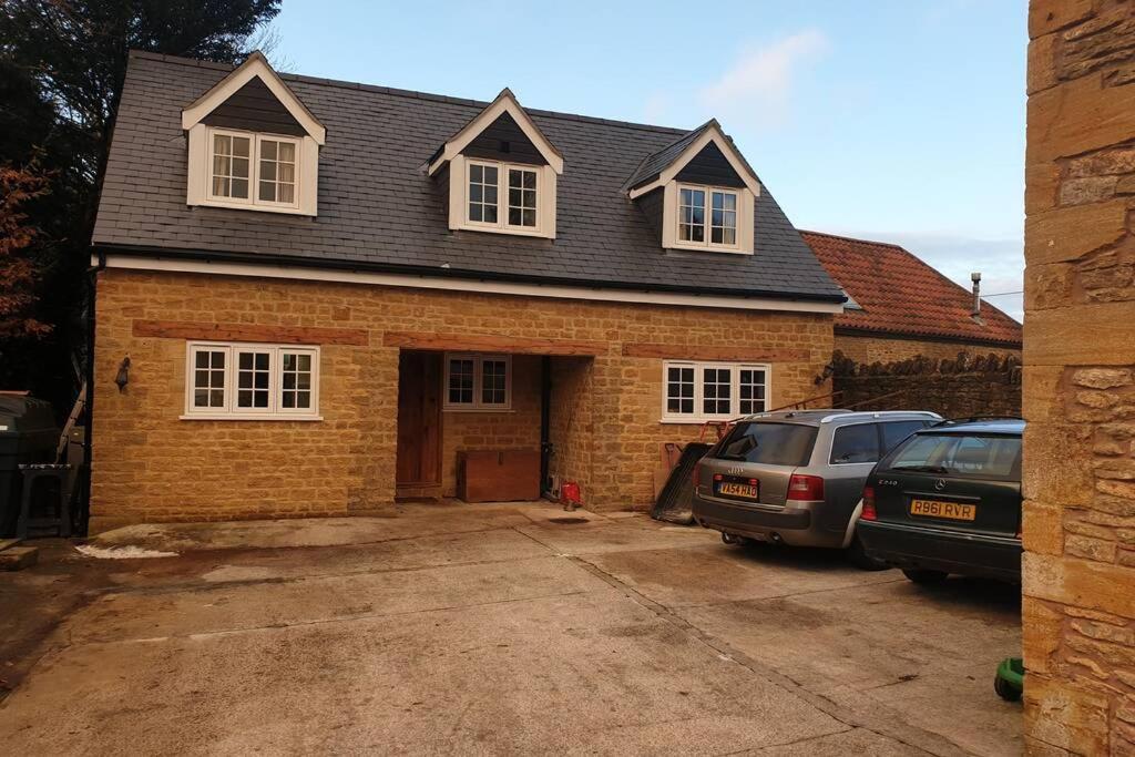 Traditional Coach House In Rural Private Estate. Yeovil Eksteriør bilde